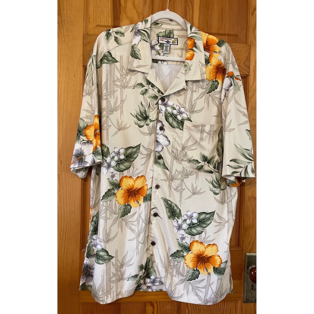 Caribbean Joe XL 100% Rayon Hawaiian Shirt Hibiscus Floral Camp Collar Relax Fit
